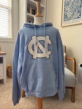 Gear For Sports Light Blue UNC Logo Crewneck Hoodie